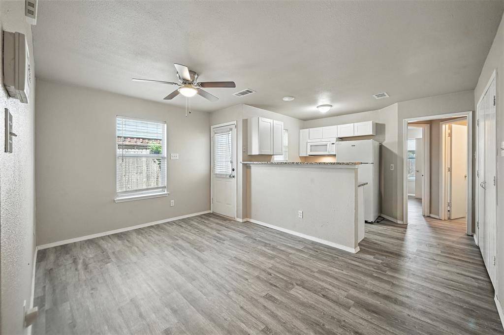 1317 Village Garden Drive, Azle, TX 76020