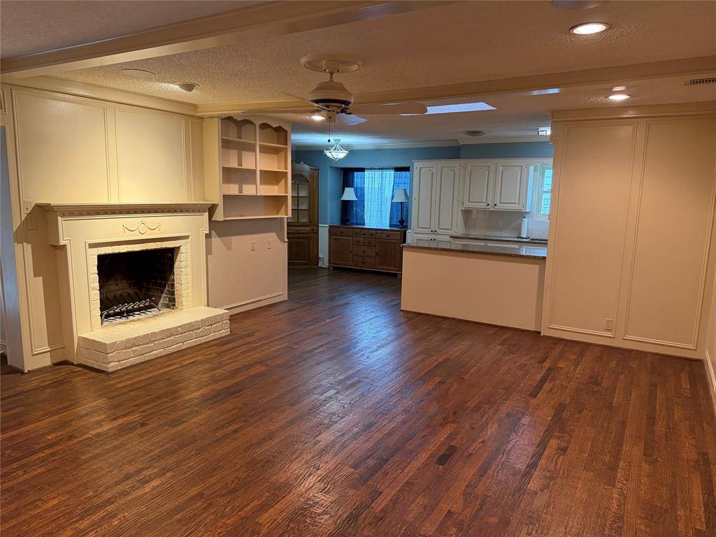 10926 Scotsmeadow Drive, Dallas, TX 75218