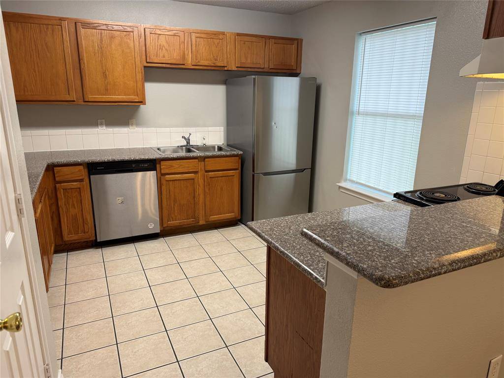 3015 Flask Drive, Dallas, TX 75241