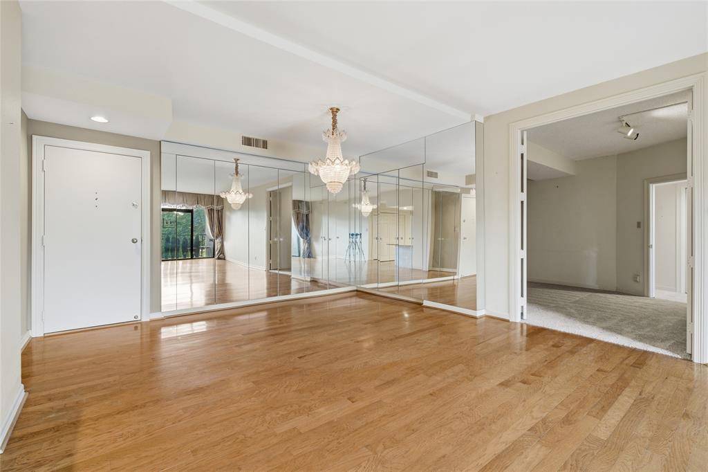 5200 Keller Springs Road #310, Dallas, TX 75248