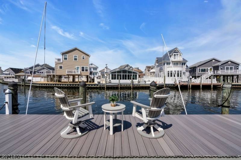 43 Farragut Dr, Brick Twp., NJ 08723