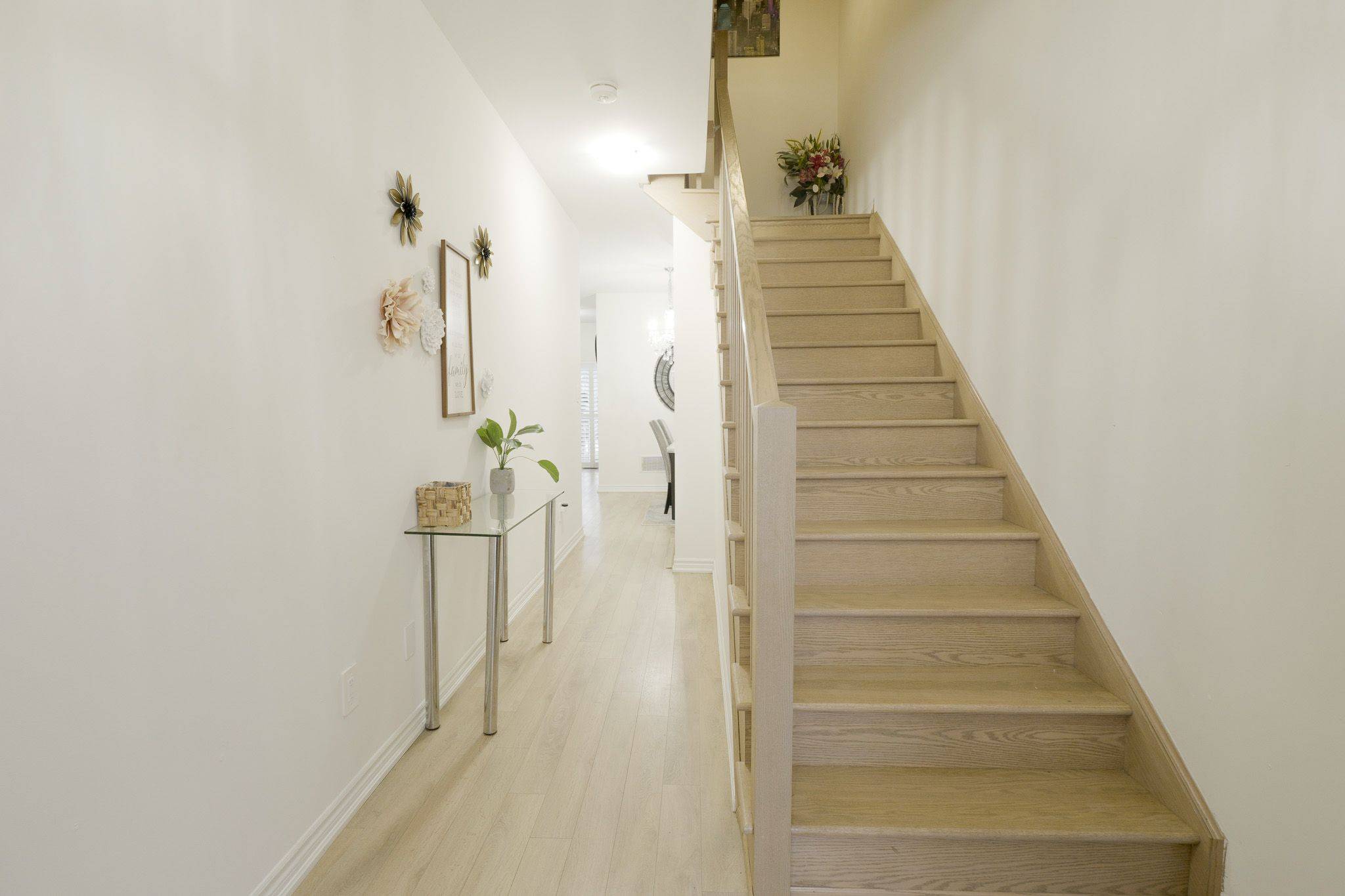 8 Whitton DR, Brant, ON N3L 0L1