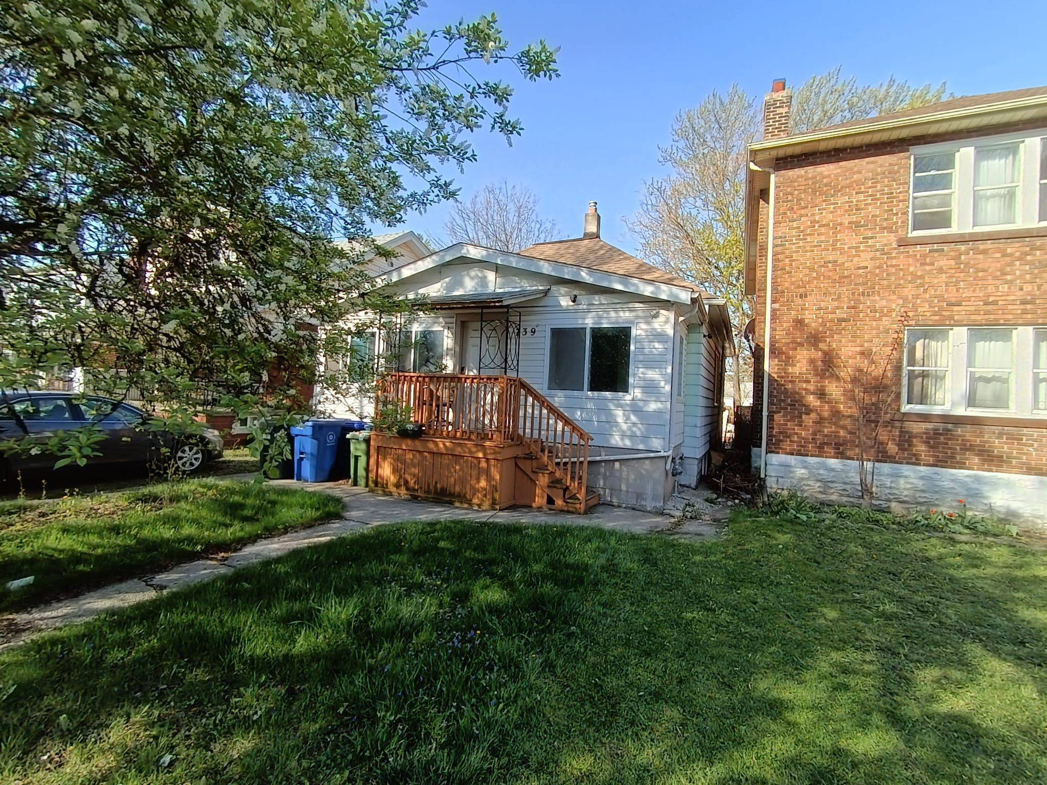 739 Campbell AVE, Windsor, ON N9B 2H6