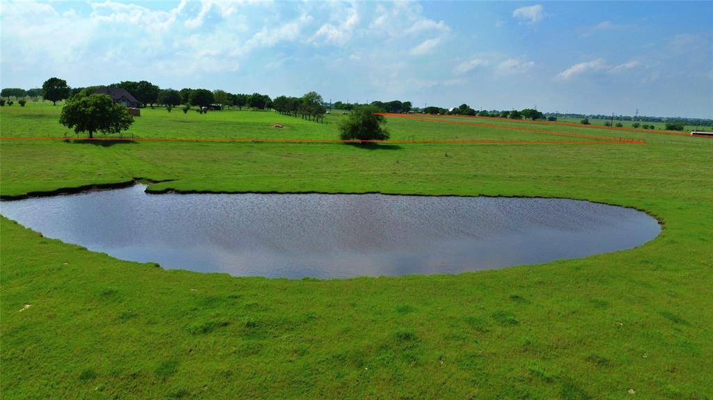 000 County Road 366, Era, TX 76238