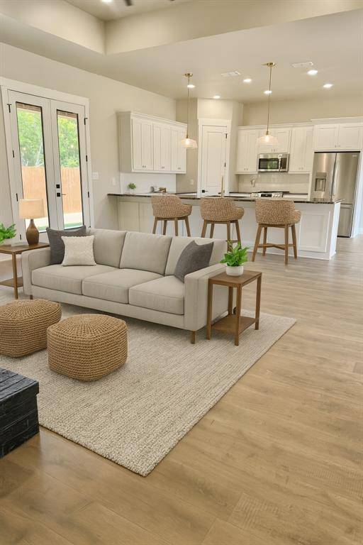 984 Mallard Drive, Lindale, TX 75771