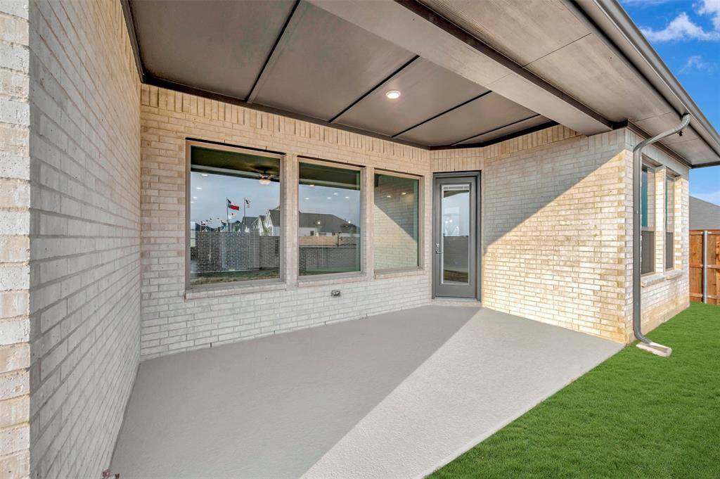 732 Shinnery Oak Way, Waxahachie, TX 75165