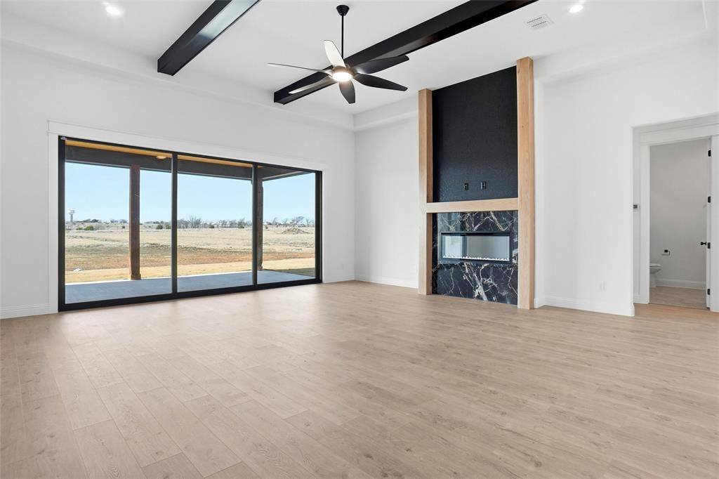 6961 Eagle Creek Drive, Godley, TX 76044