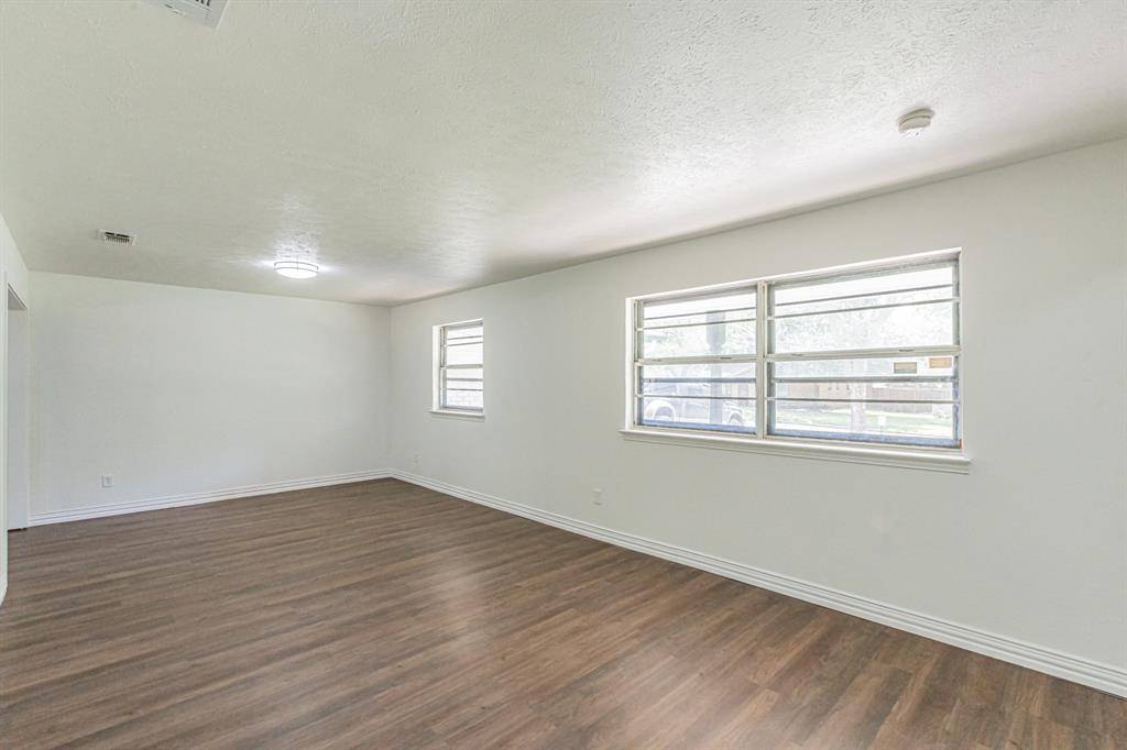 1017 Arlena Drive, Arlington, TX 76012