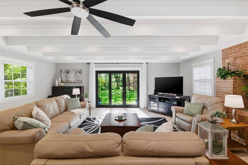 1204 Forrest Drive, Arlington, TX 76012