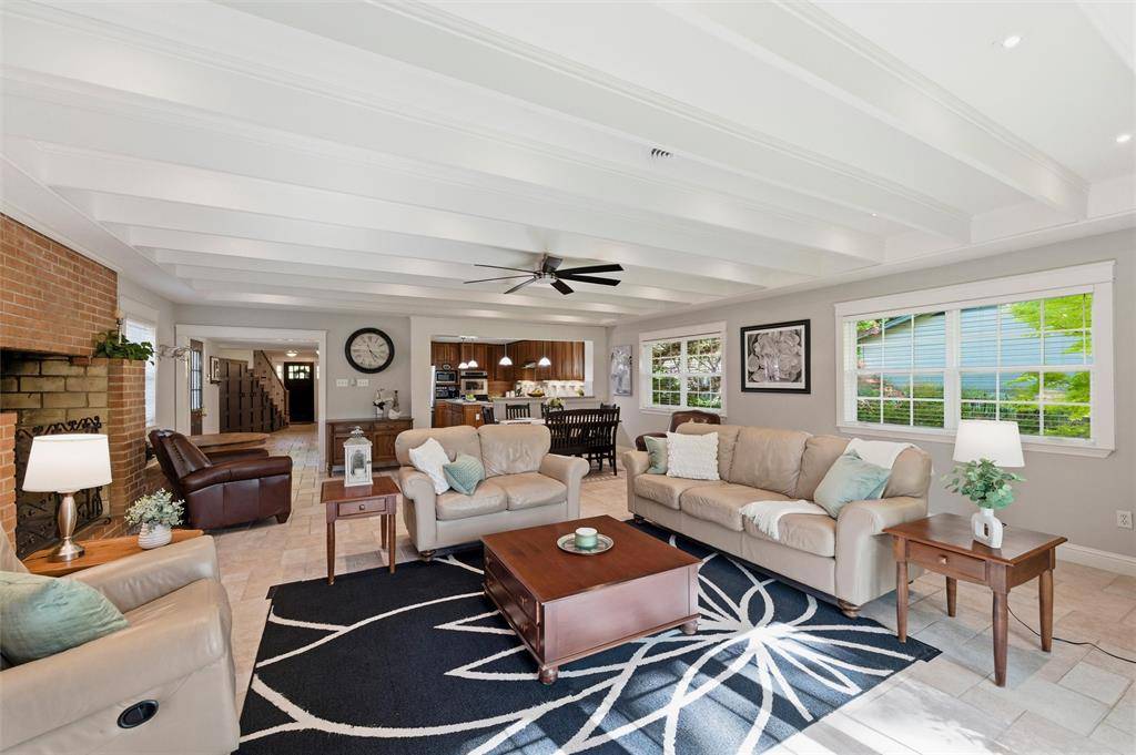 1204 Forrest Drive, Arlington, TX 76012