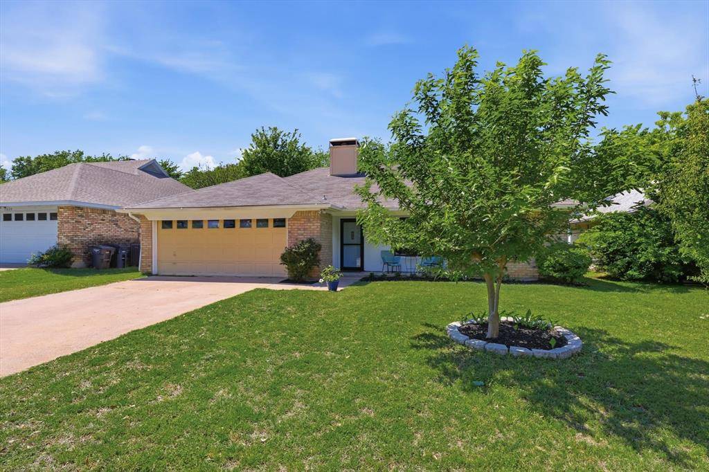 2616 Carten Street, Fort Worth, TX 76112