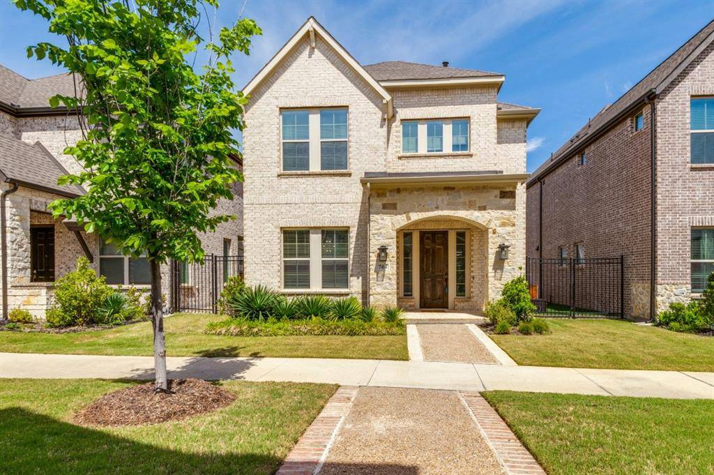 704 YELLOW WARBLER Way, Arlington, TX 76005
