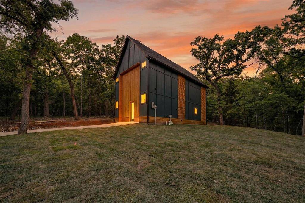 116 Carolyn Road, Mabank, TX 75156