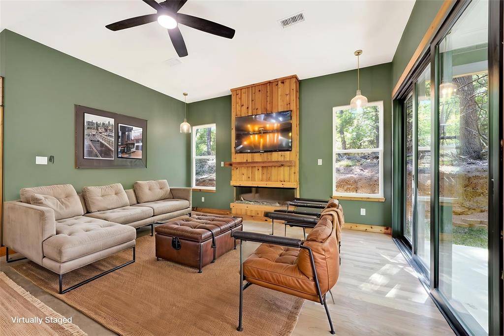 116 Carolyn Road, Mabank, TX 75156