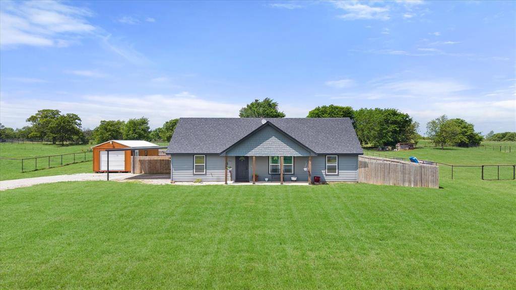 2004 Brown Loop, Poolville, TX 76487