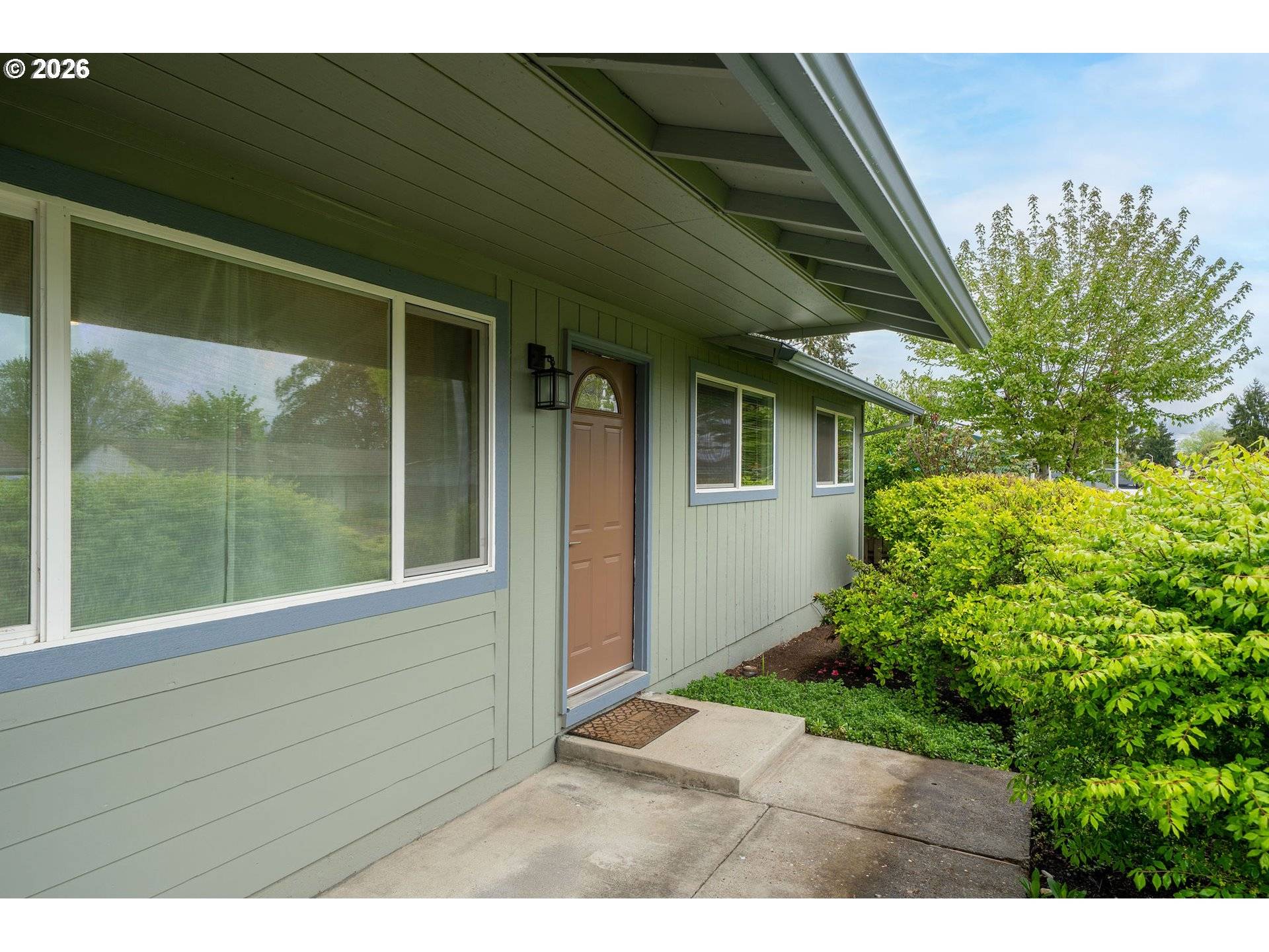 1927 NE THOMAS ST, Hillsboro, OR 97124