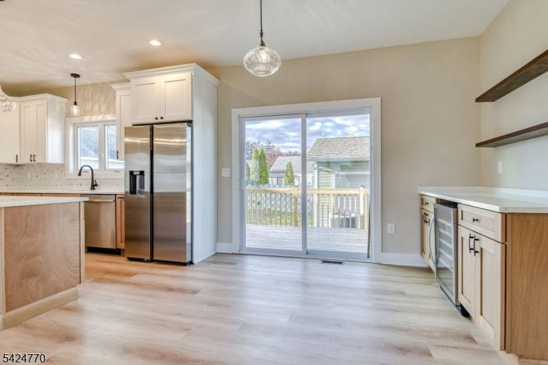 3 Lyons St, South River Boro, NJ 08882