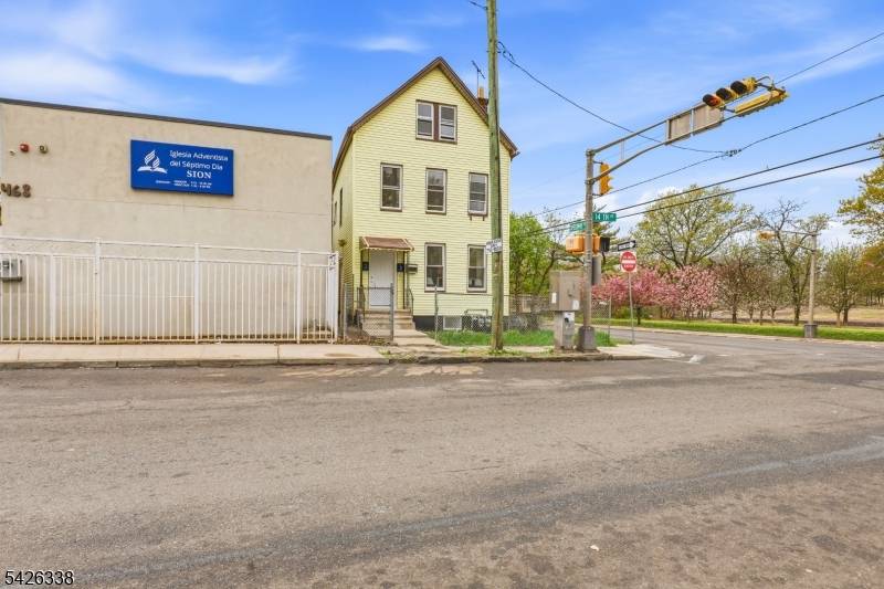 470 14Th Ave, Newark City, NJ 07106
