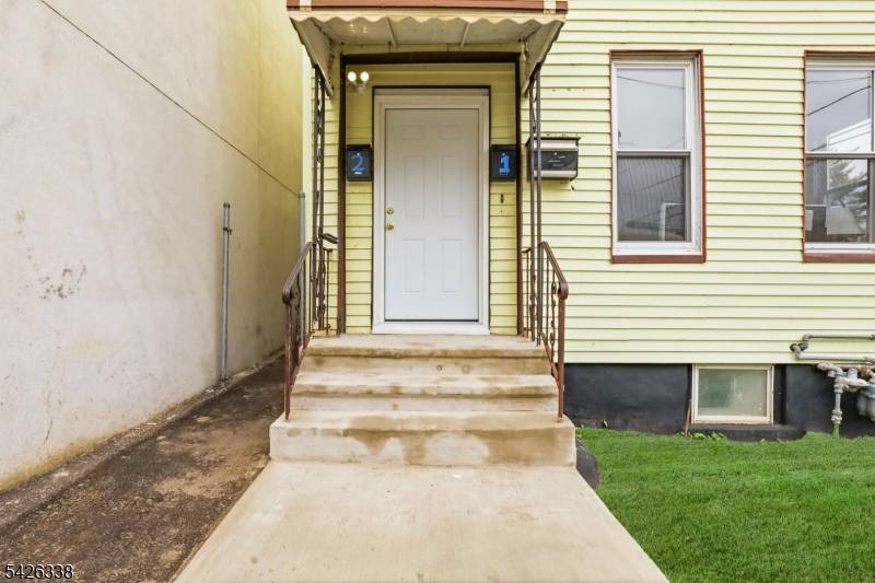 470 14Th Ave, Newark City, NJ 07106