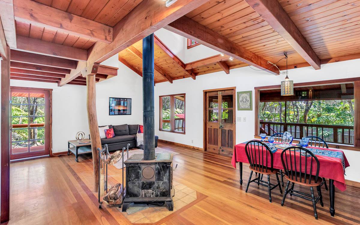 19-3976 JOHN A. LEE RD, Volcano, HI 96785