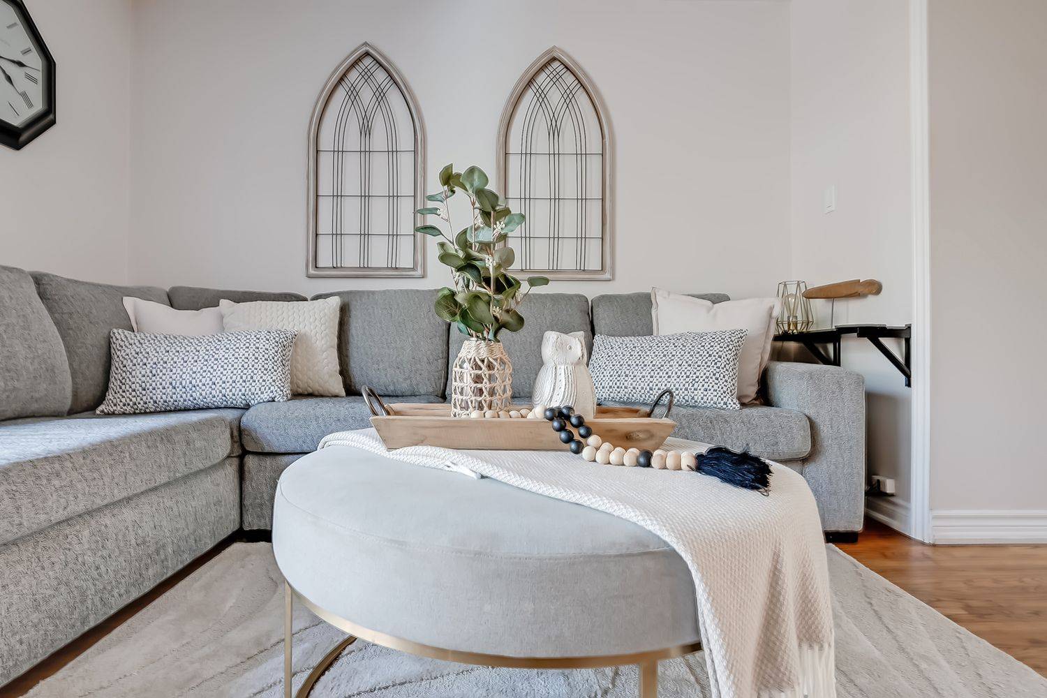 1573 Westminster PL, Burlington, ON L7P 2B4