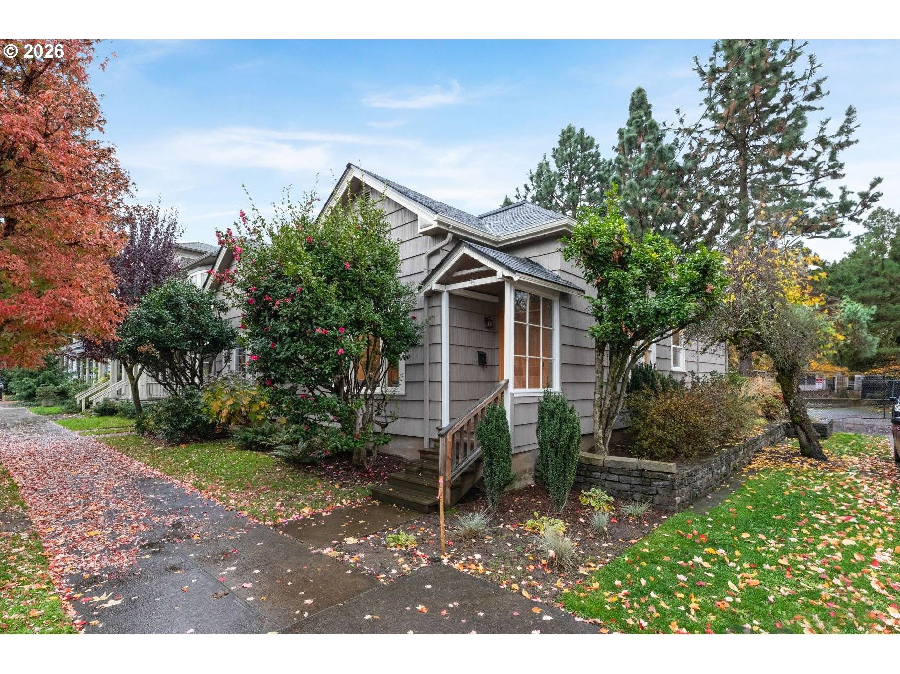 1802 SE MORRISON ST #1, Portland, OR 97214