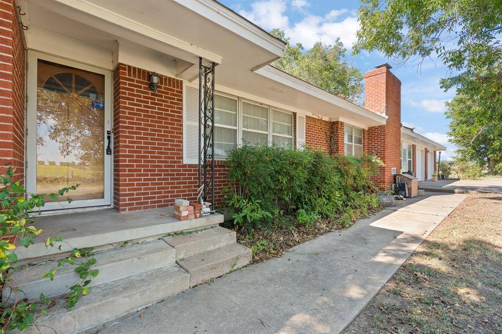 13201 County Road 1002, Godley, TX 76044