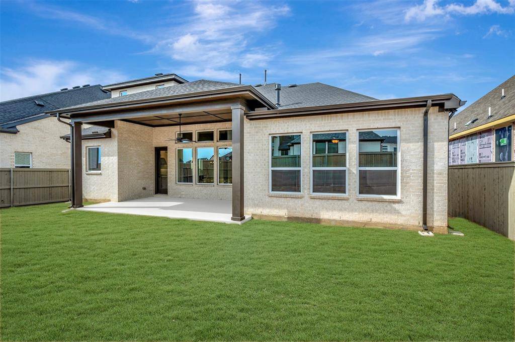 305 Short Cut Street, Northlake, TX 76247