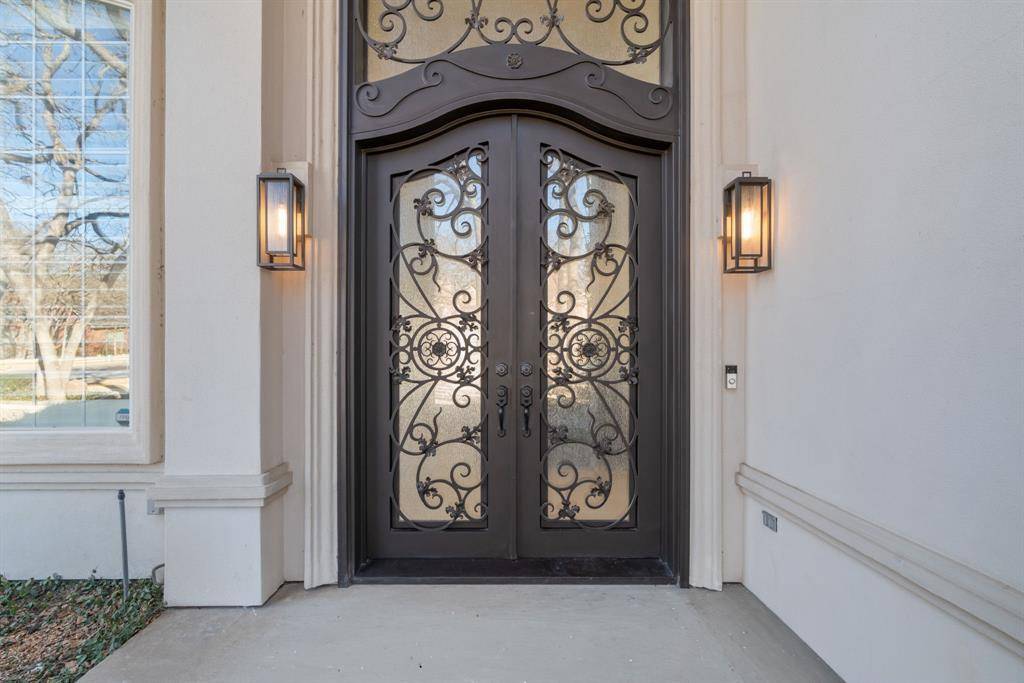 44 Wellington Oaks Circle, Denton, TX 76210