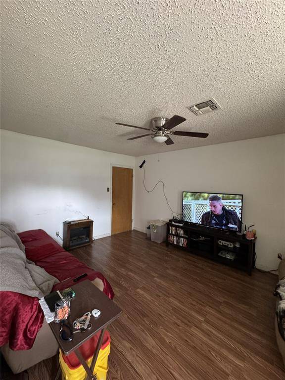 106 N 7th Street E, Dawson, TX 76639