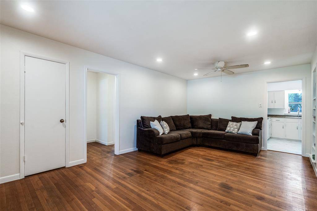 1219 Delmont Drive, Richardson, TX 75080