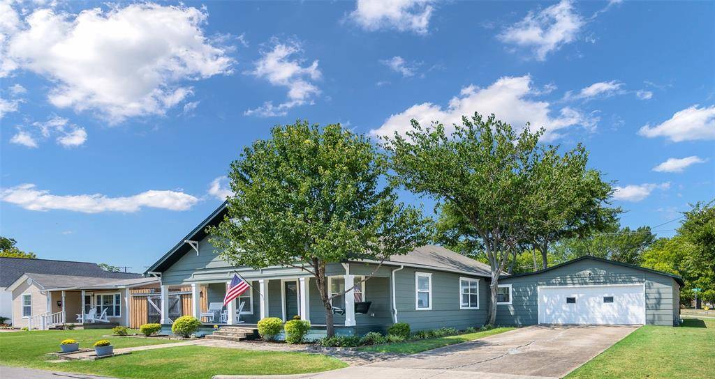 1013 Sherman Street, Mckinney, TX 75069