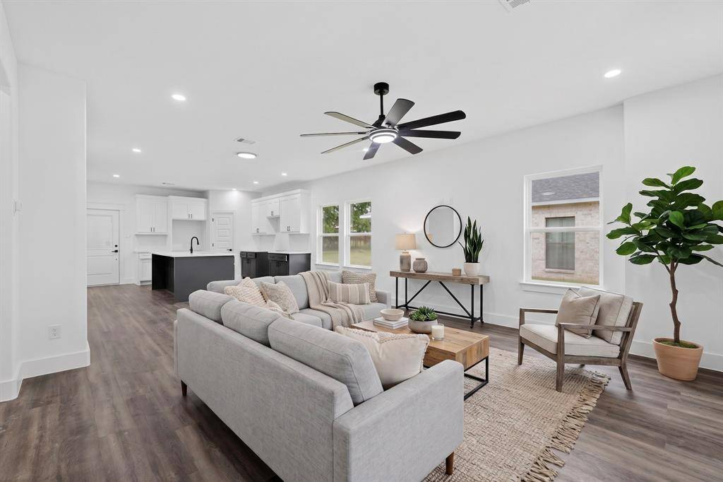 4225 Cardinal Drive, Dallas, TX 75216