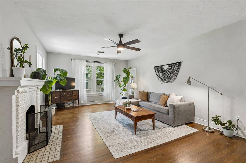 7012 Clayton Avenue, Dallas, TX 75214