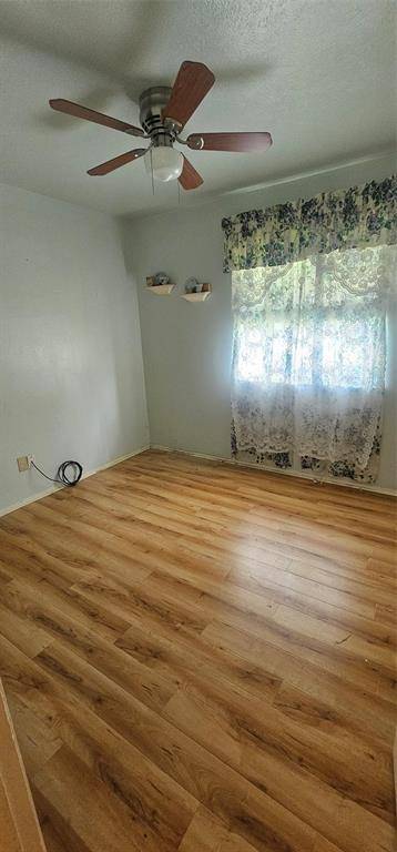 1001 W Grubb Drive, Mesquite, TX 75149