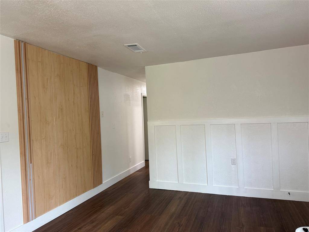 1114 Blackburn Street, Commerce, TX 75428