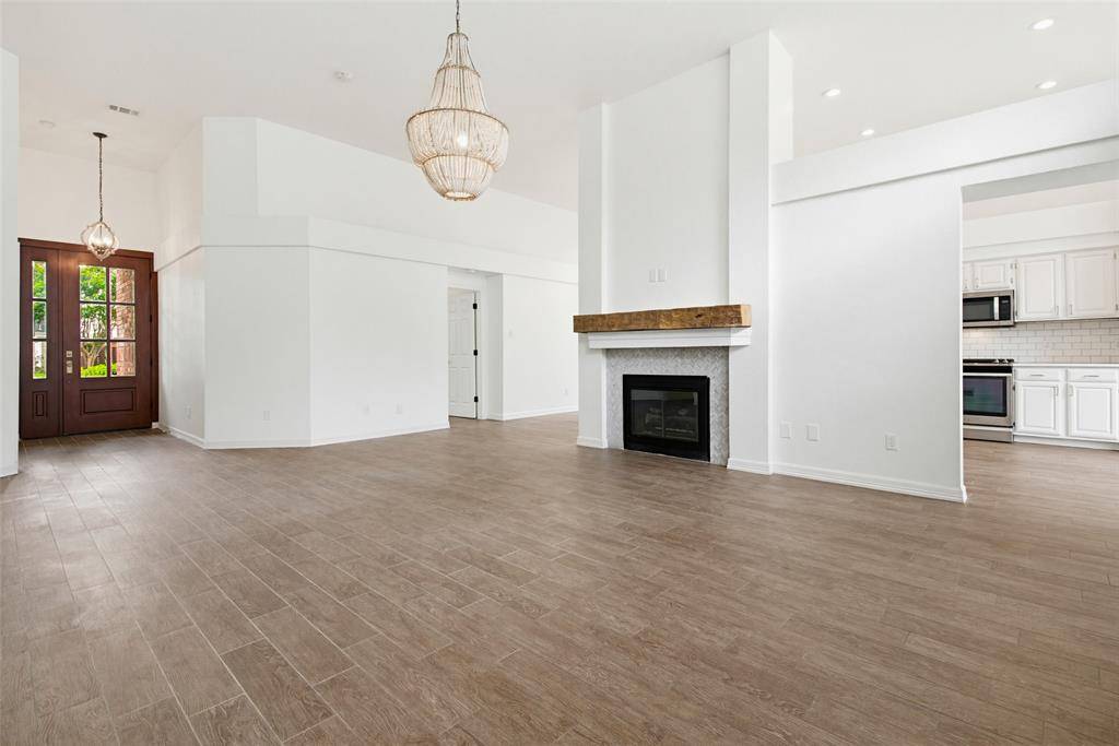 5718 Willowbrook Drive, Rowlett, TX 75088