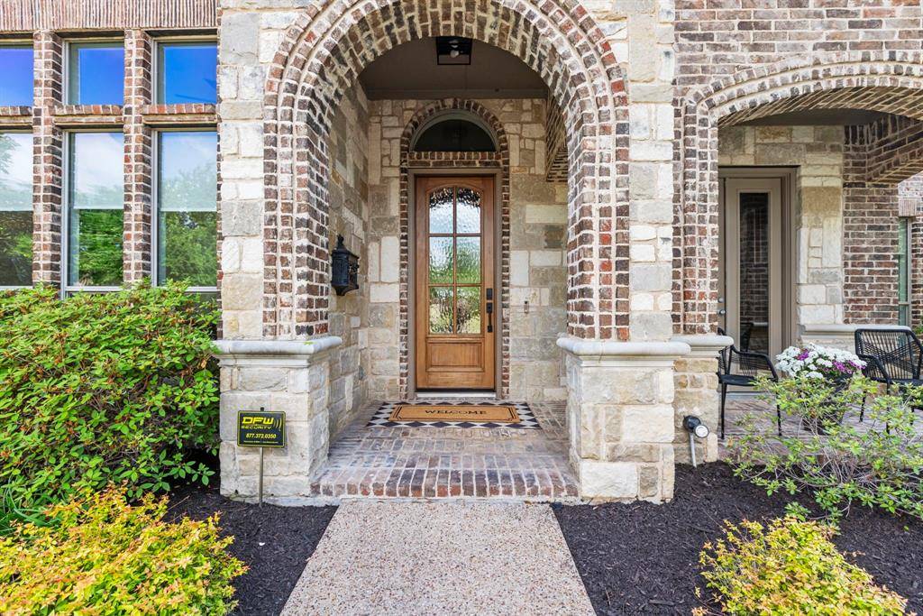 1116 Damsel Ginger Lane, Lewisville, TX 75056