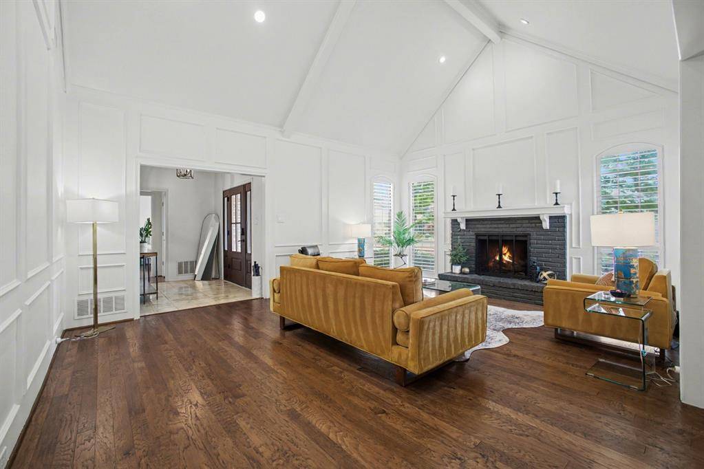 6419 Barfield Drive, Dallas, TX 75252