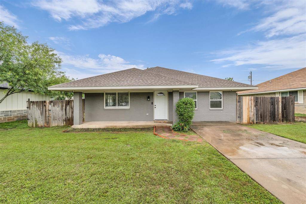 408 Little Avenue, Mcgregor, TX 76657
