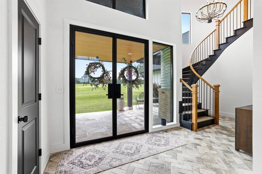 2889 County Road 114, Whitesboro, TX 76273