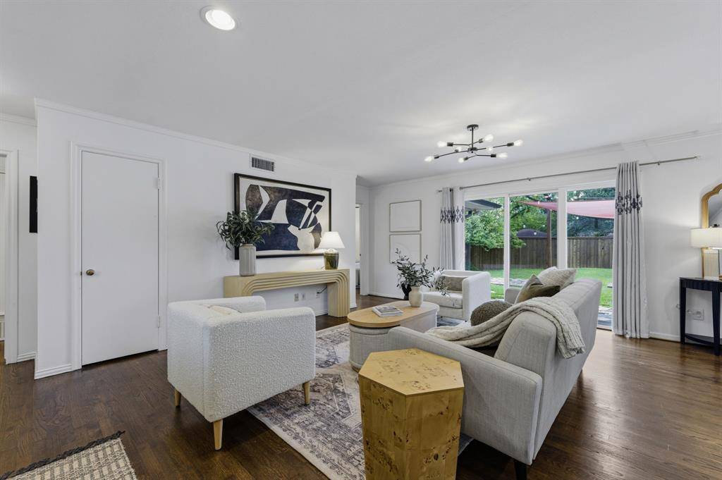 7024 Wake Forrest Drive, Dallas, TX 75214