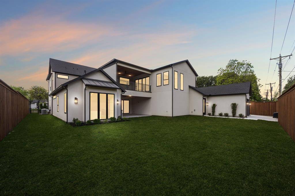 6421 Royal Lane, Dallas, TX 75230