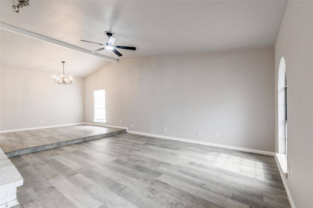 1906 Stockton Trail, Grand Prairie, TX 75052