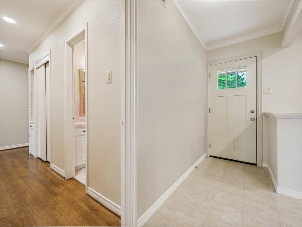 6224 Berryhill Street, Dallas, TX 75231