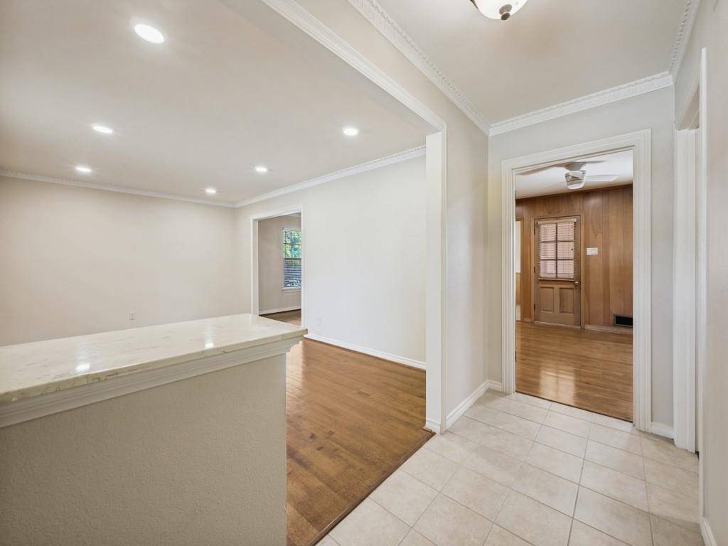 6224 Berryhill Street, Dallas, TX 75231