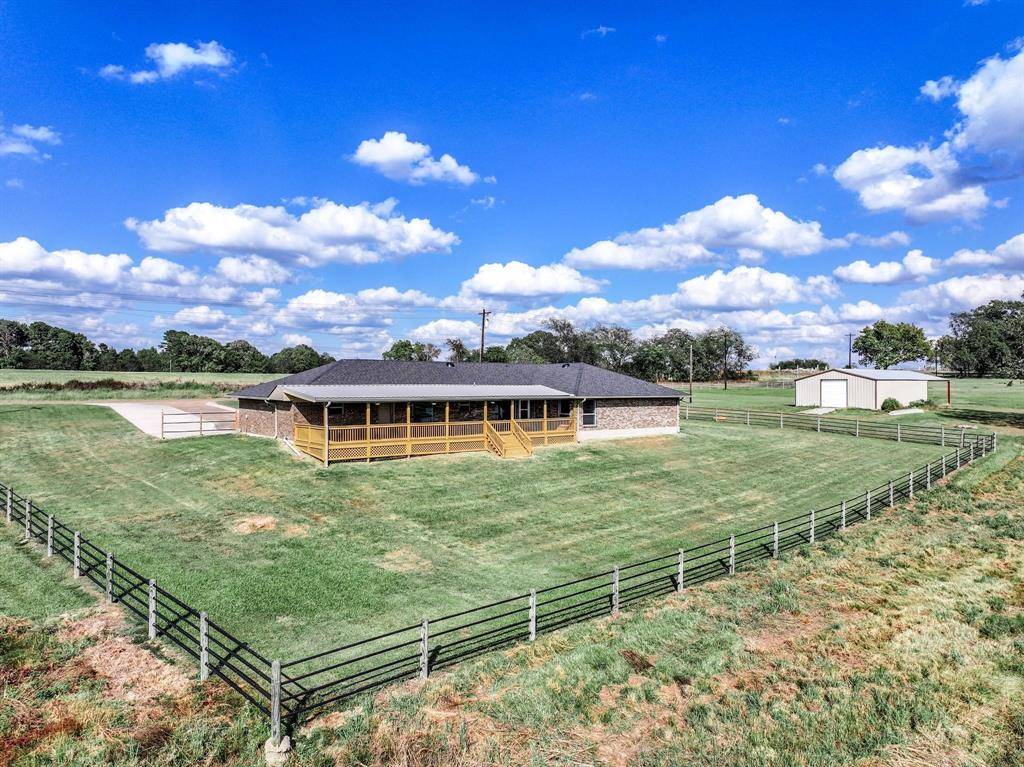 537 SW 12th, Mount Pleasant, TX 75455