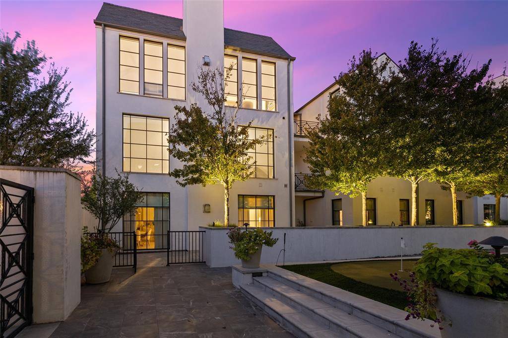 4502 Abbott Avenue #302, Highland Park, TX 75205