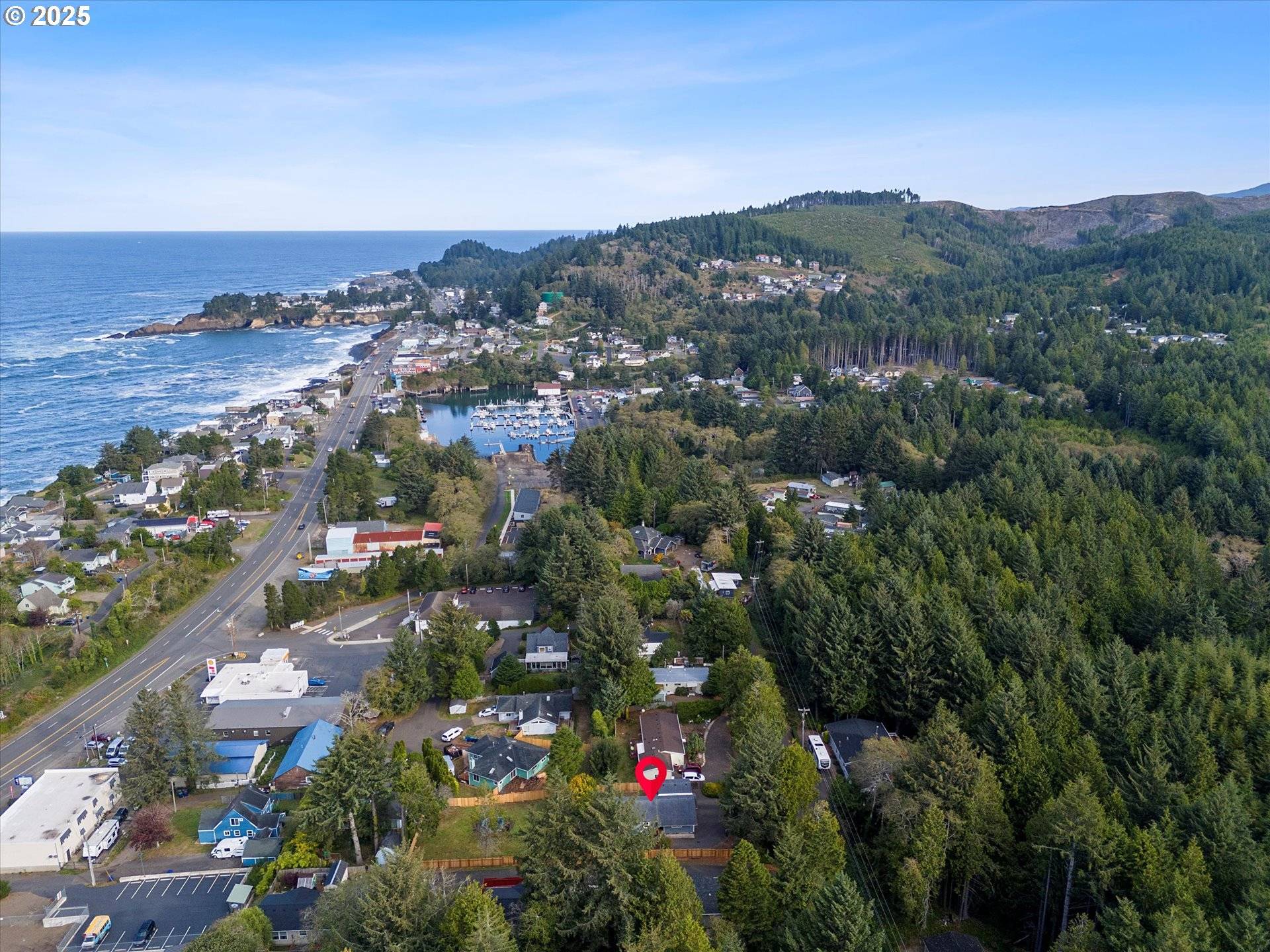665 SE INDIAN TRAIL AVE, Depoe Bay, OR 97341