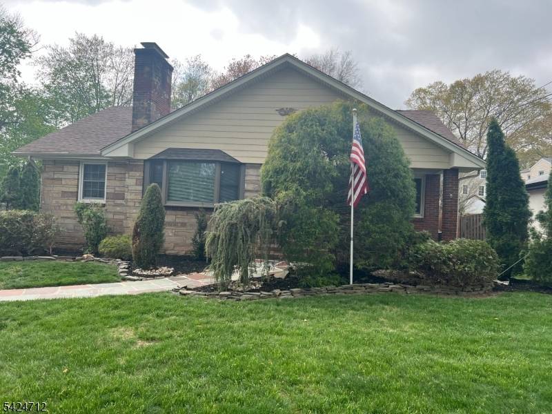 866 Madison Ave, Rahway City, NJ 07065